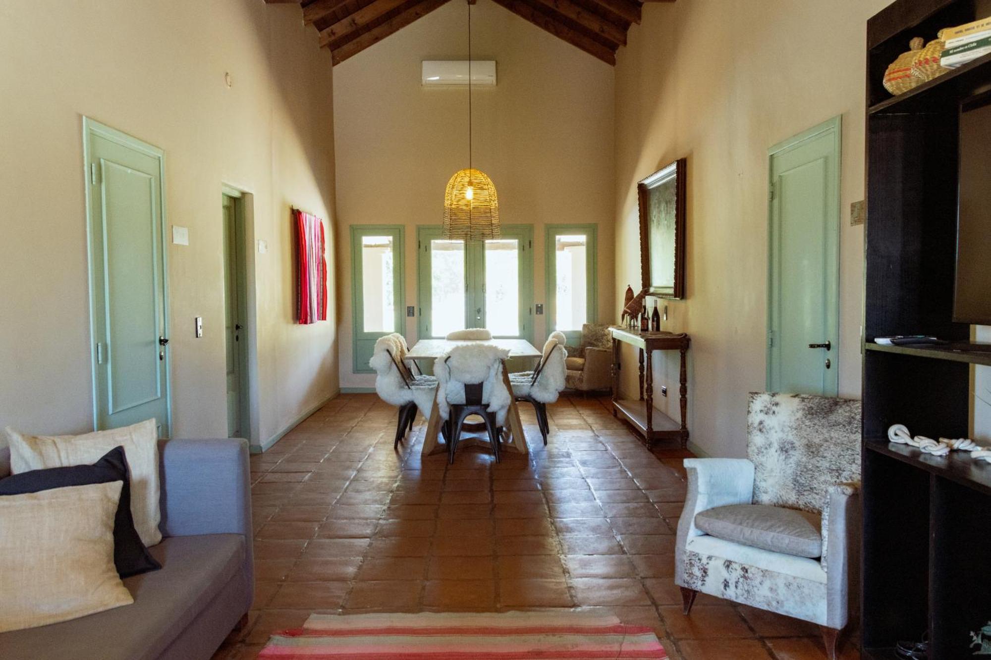 El Porvenir Wine Lodge Cafayate Exteriör bild