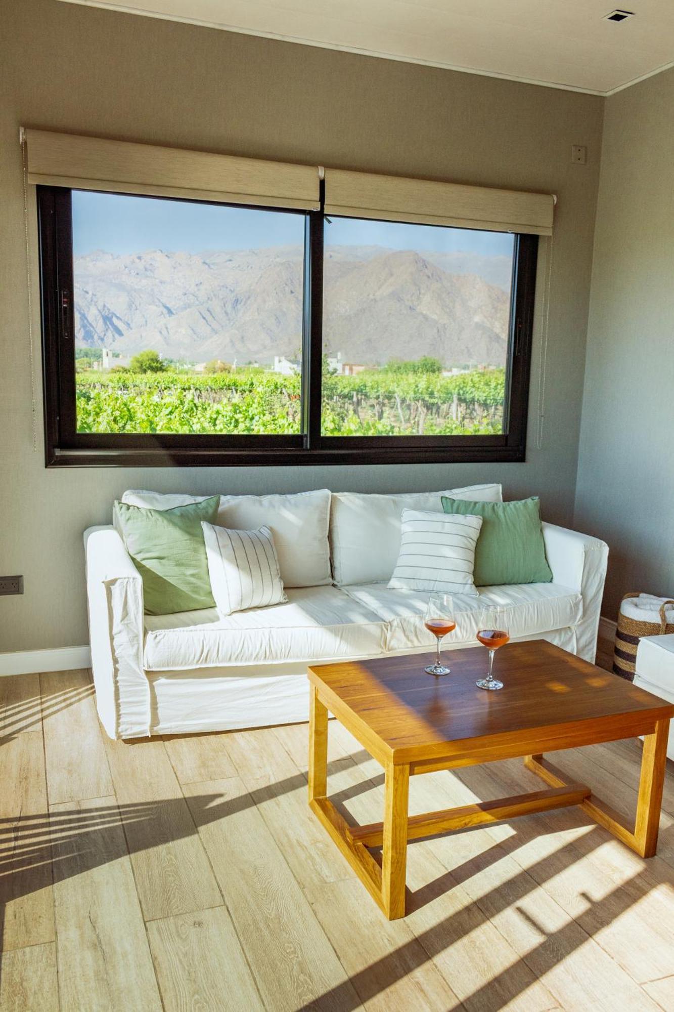 El Porvenir Wine Lodge Cafayate Exteriör bild